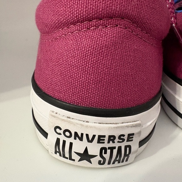 Converse Women's Low-Top Chuck Taylor Sneakers Berry Sparkle Laces Size 8 - Picture 3 of 10